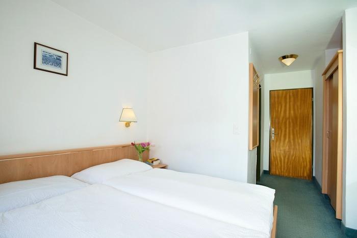 Gornergrat Dorf Hotel เซอร์แมท ภายนอก รูปภาพ