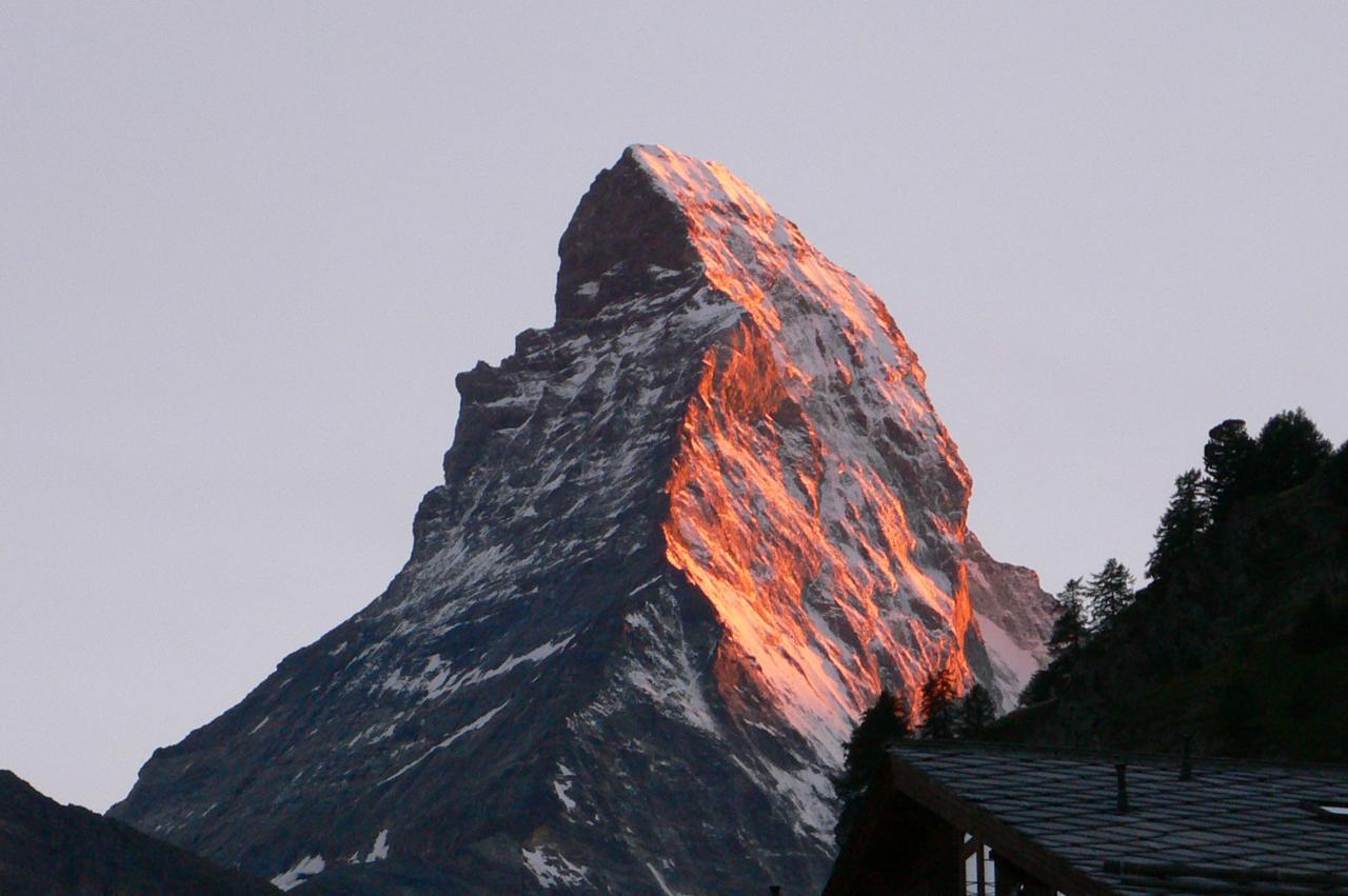 Gornergrat Dorf Hotel เซอร์แมท ภายนอก รูปภาพ